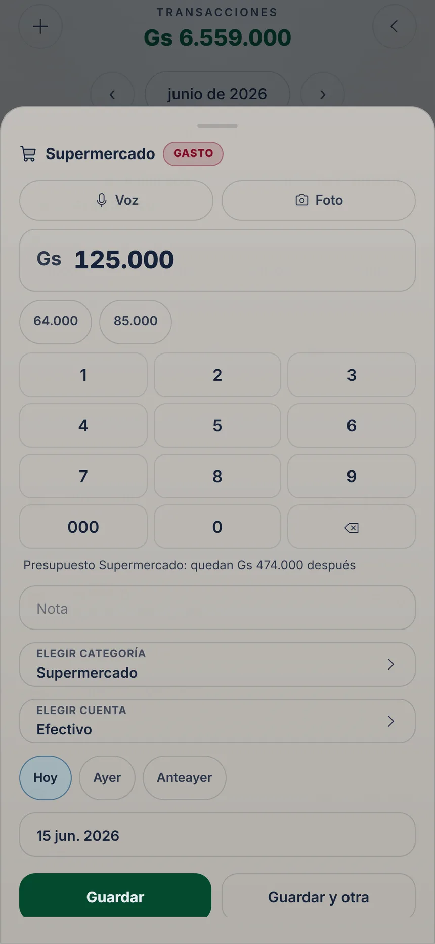 Registro completo de transacción en KaiOro con monto, categoría, cuenta y fecha